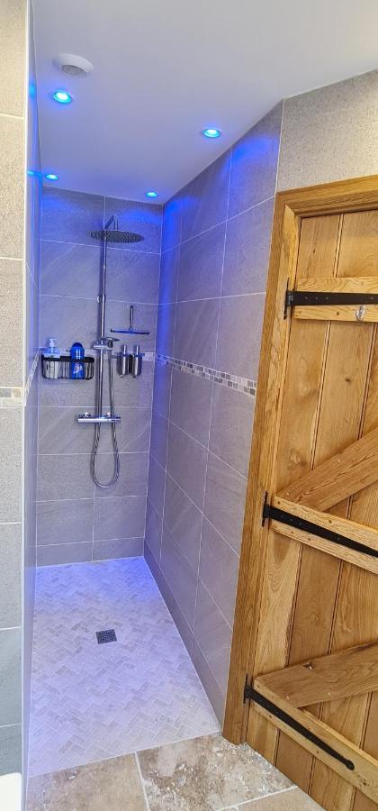 Dom Peyreton Prestige Cottages Set In A Charming Wine Property Villegouge エクステリア 写真