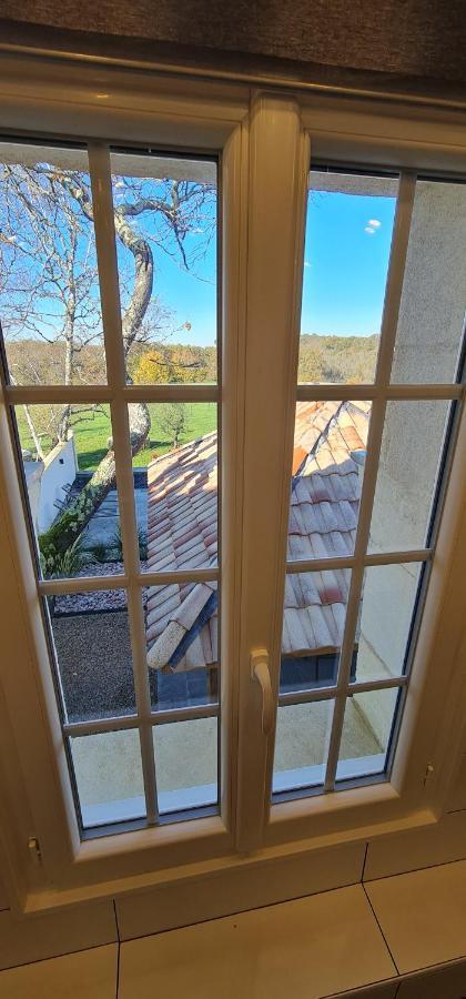 Dom Peyreton Prestige Cottages Set In A Charming Wine Property Villegouge エクステリア 写真